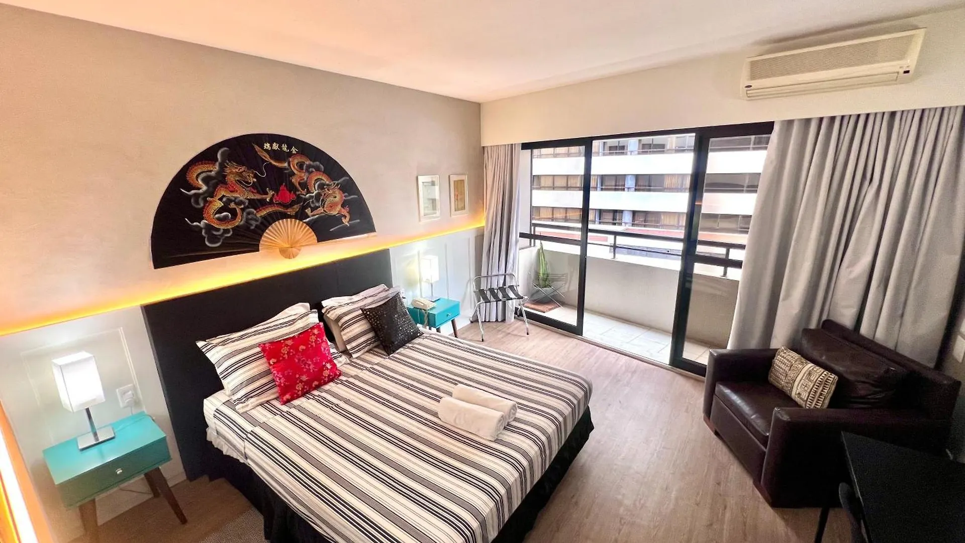 Lindo Studio Com Jacuzzi E Sacada A 50M Av Paulista サンパウロ